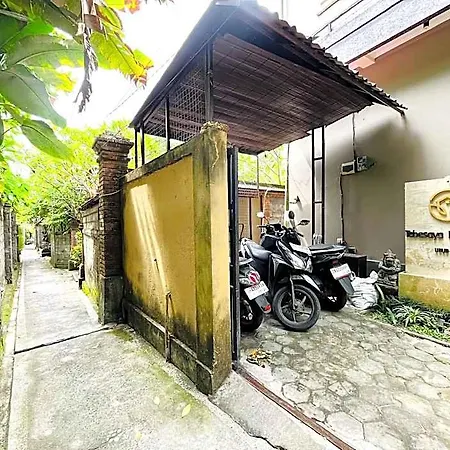 Tebesaya Home Stay